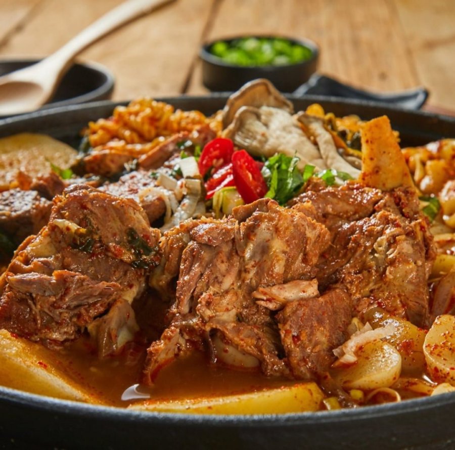 [카카오] 고기듬뿍 우거지 감자탕 뼈 해장국 1kg (1.5인분) (2,900원/유배)2