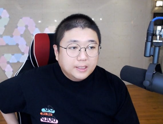 y2.jpg