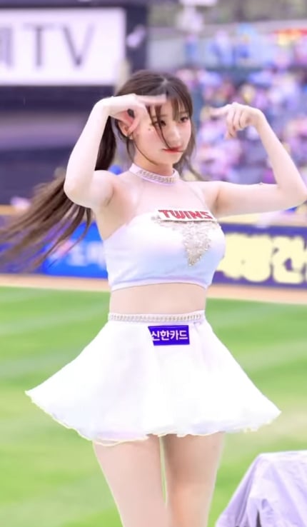 1963340384c4801c5.jpg