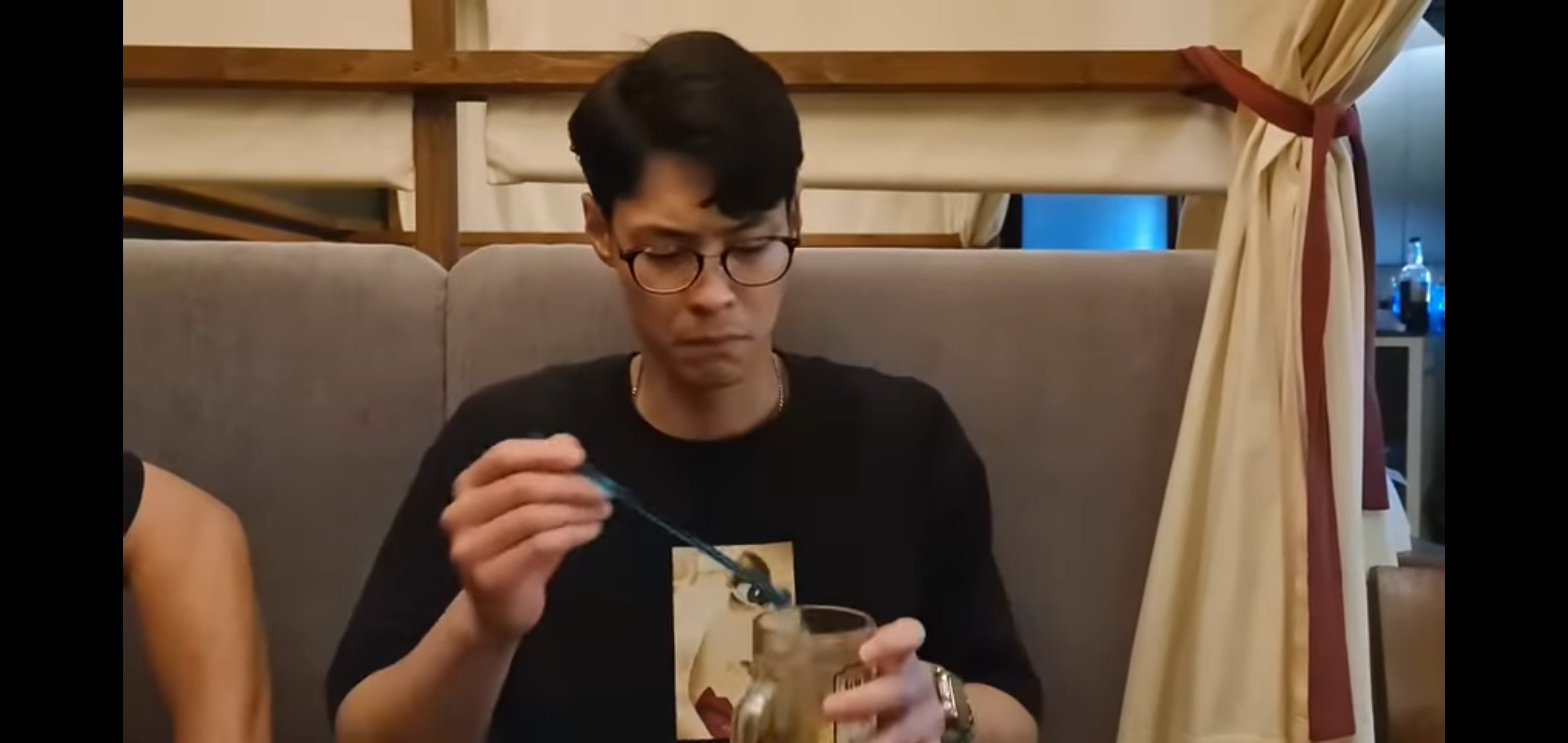 Screenshot_20230725_234347_YouTube.jpg