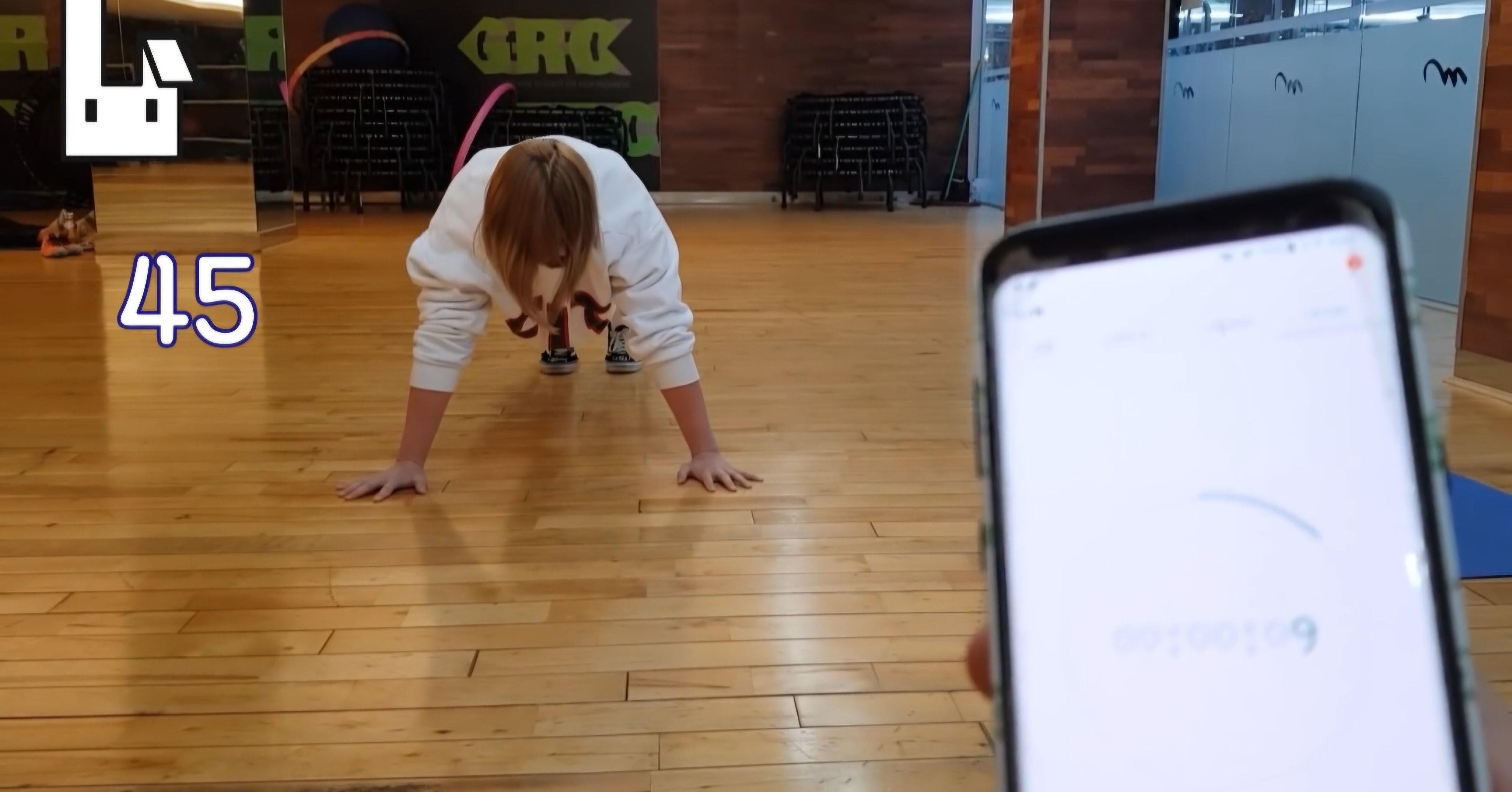 Screenshot_20250403_014308_YouTube.jpg